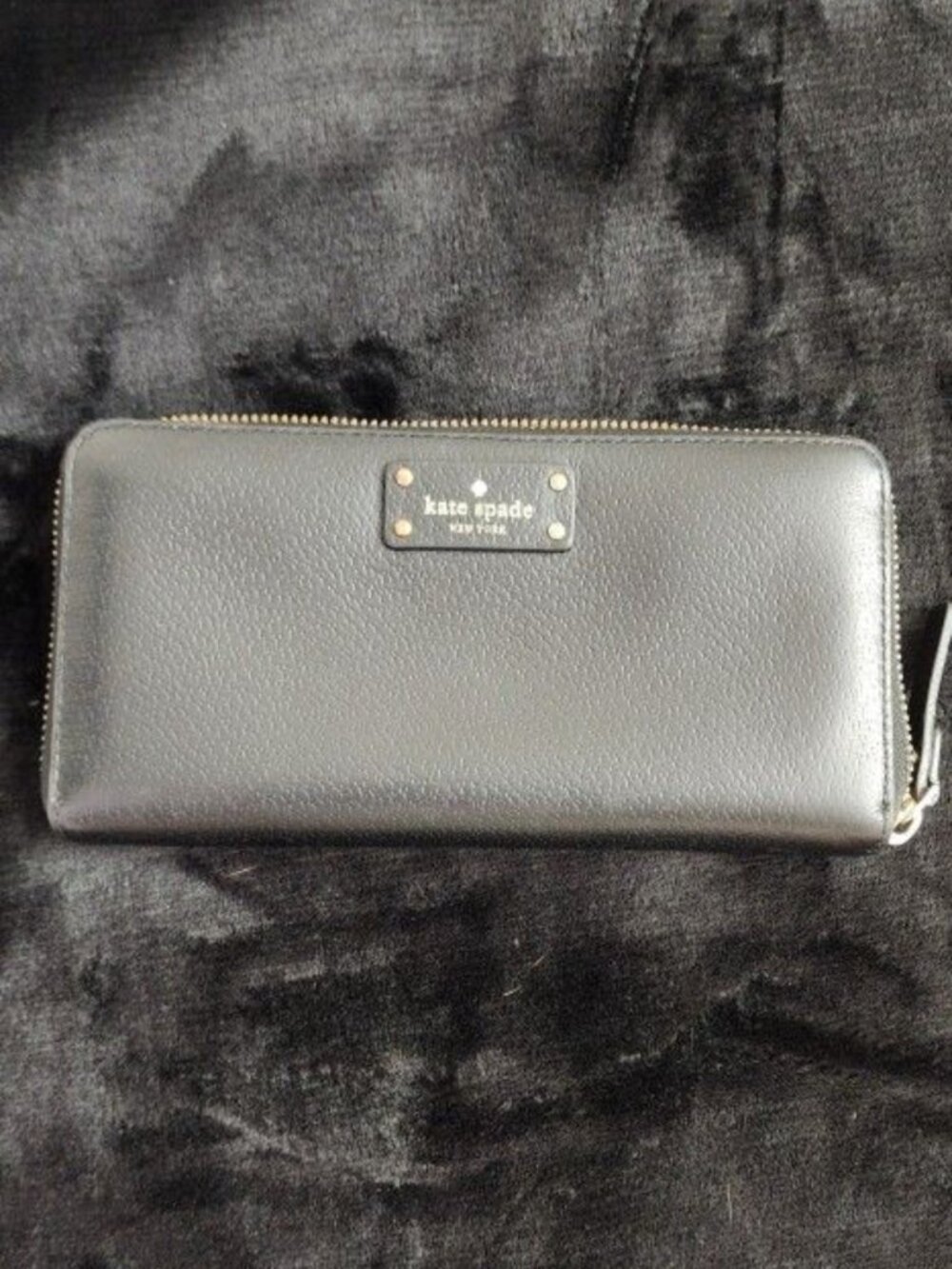 Kate Spade New York Wellesley Neda Zip Around Wallet - Black & Gold